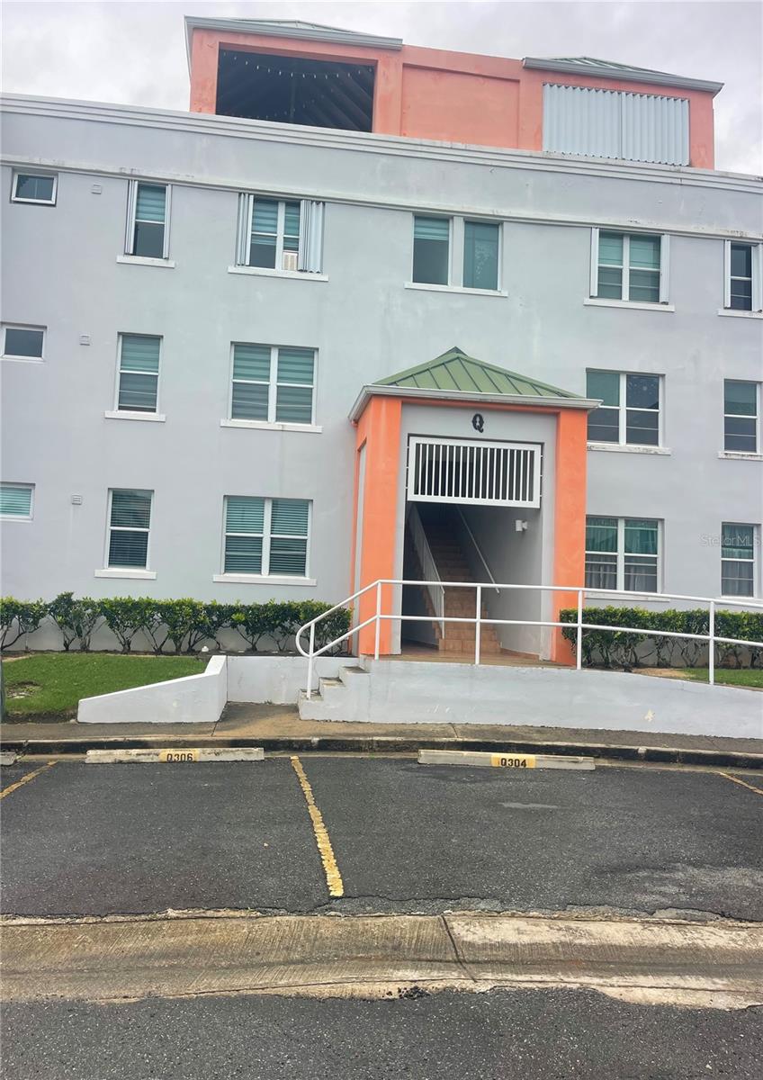 Cond.180 Carretera 194 Pr 180- Carr. Estatal No. 194 Ests #q-206 Property Photo 2