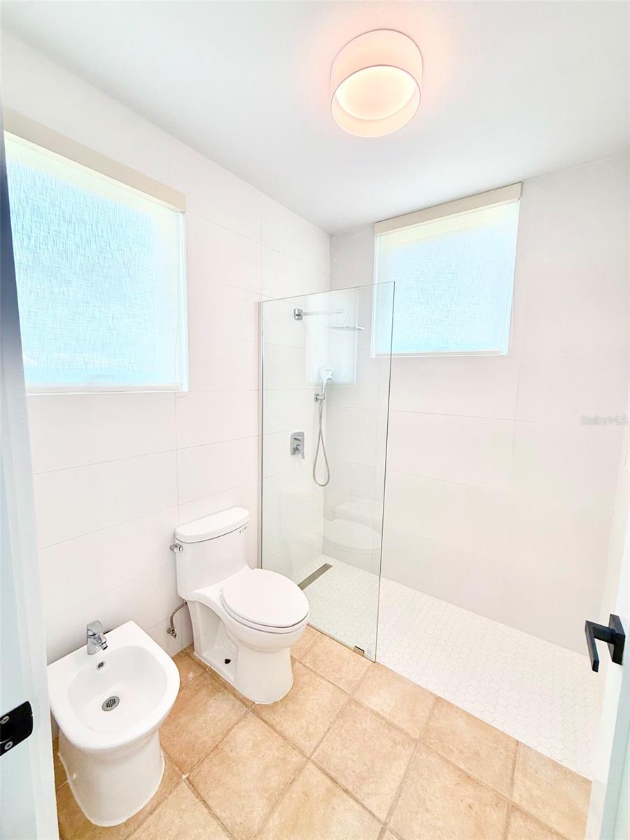 Calle 10 E #101 Property Photo 14