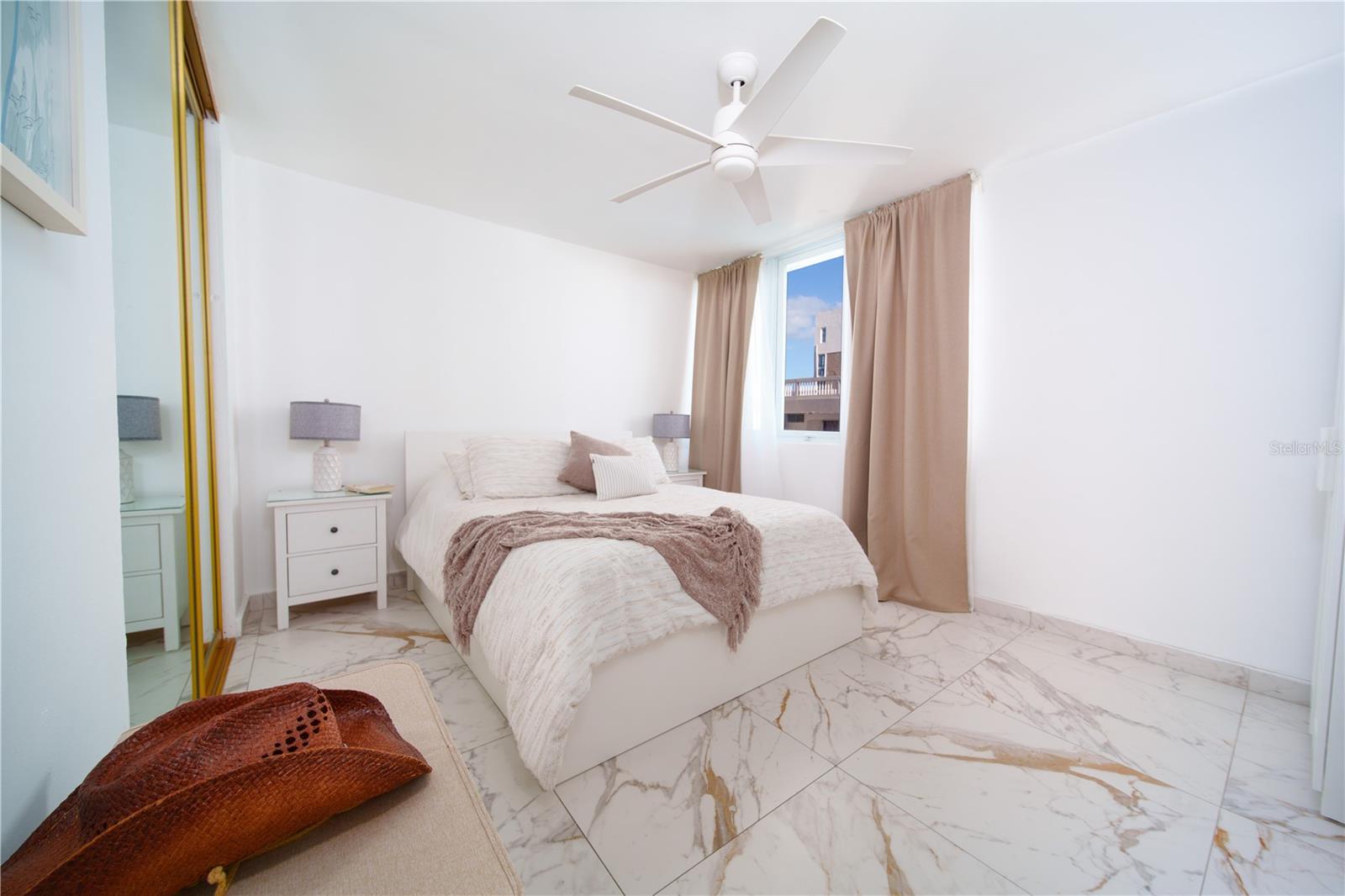 3409 Isla Verde Ave #701 Property Photo 6