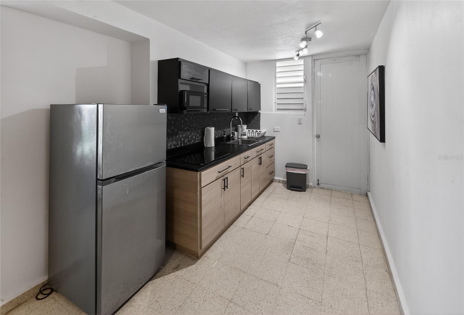 722 Calle Cerra Property Photo 13