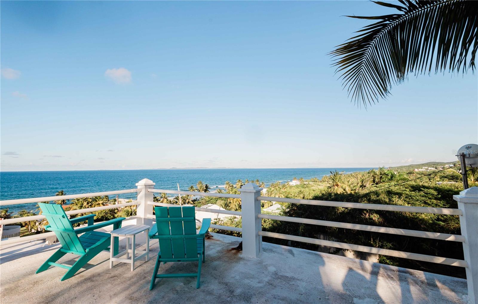 17 La Roca Property Photo 4