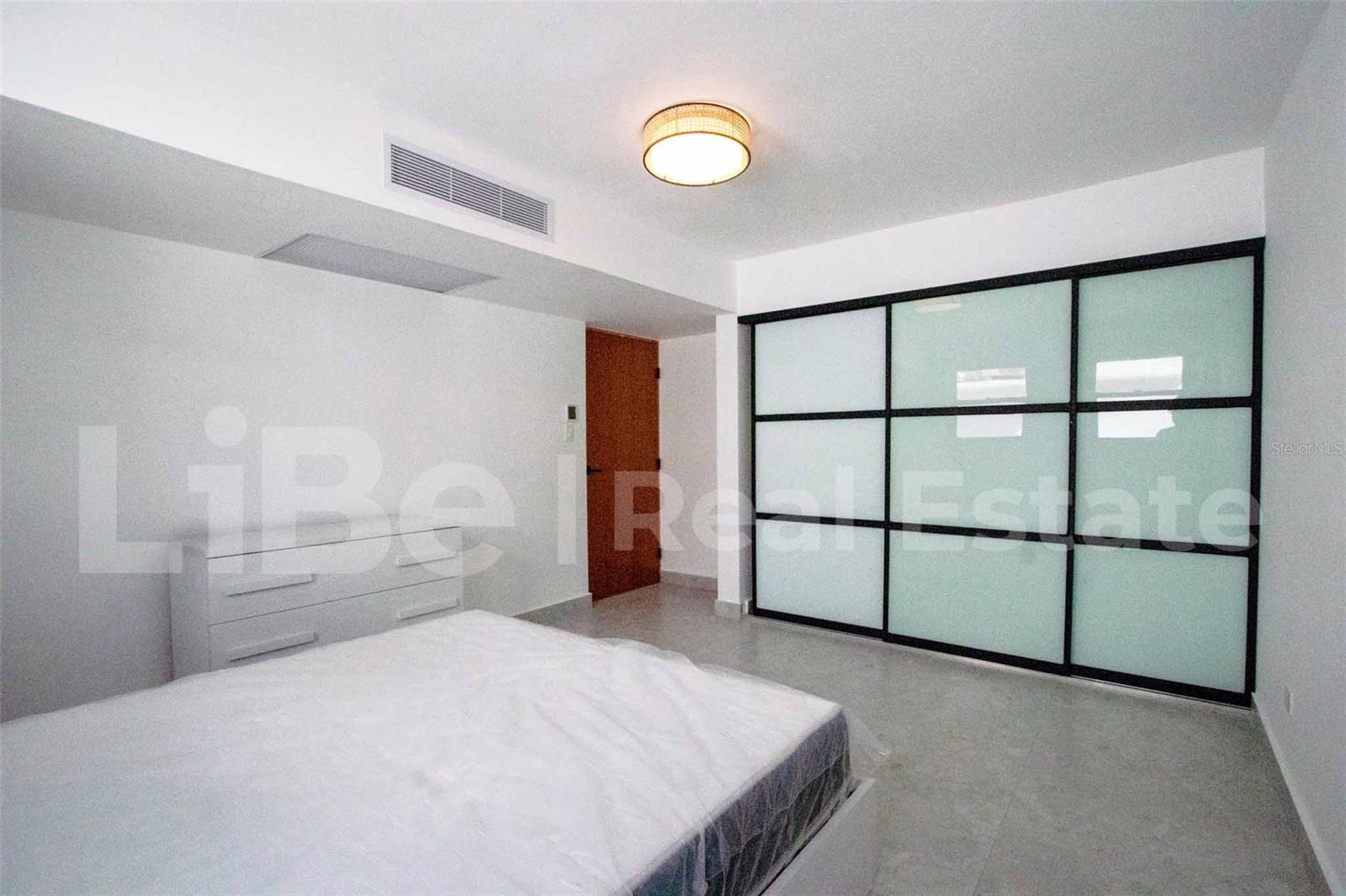 2073 Cacique St Property Photo 16