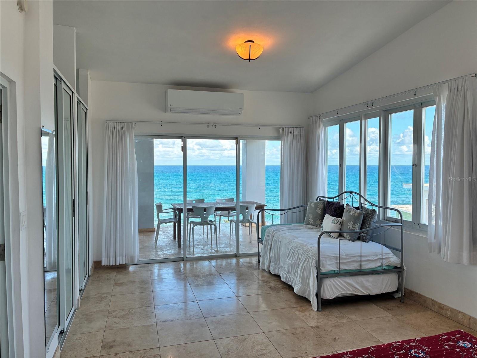 365 North Shore Pointe Property Photo 22