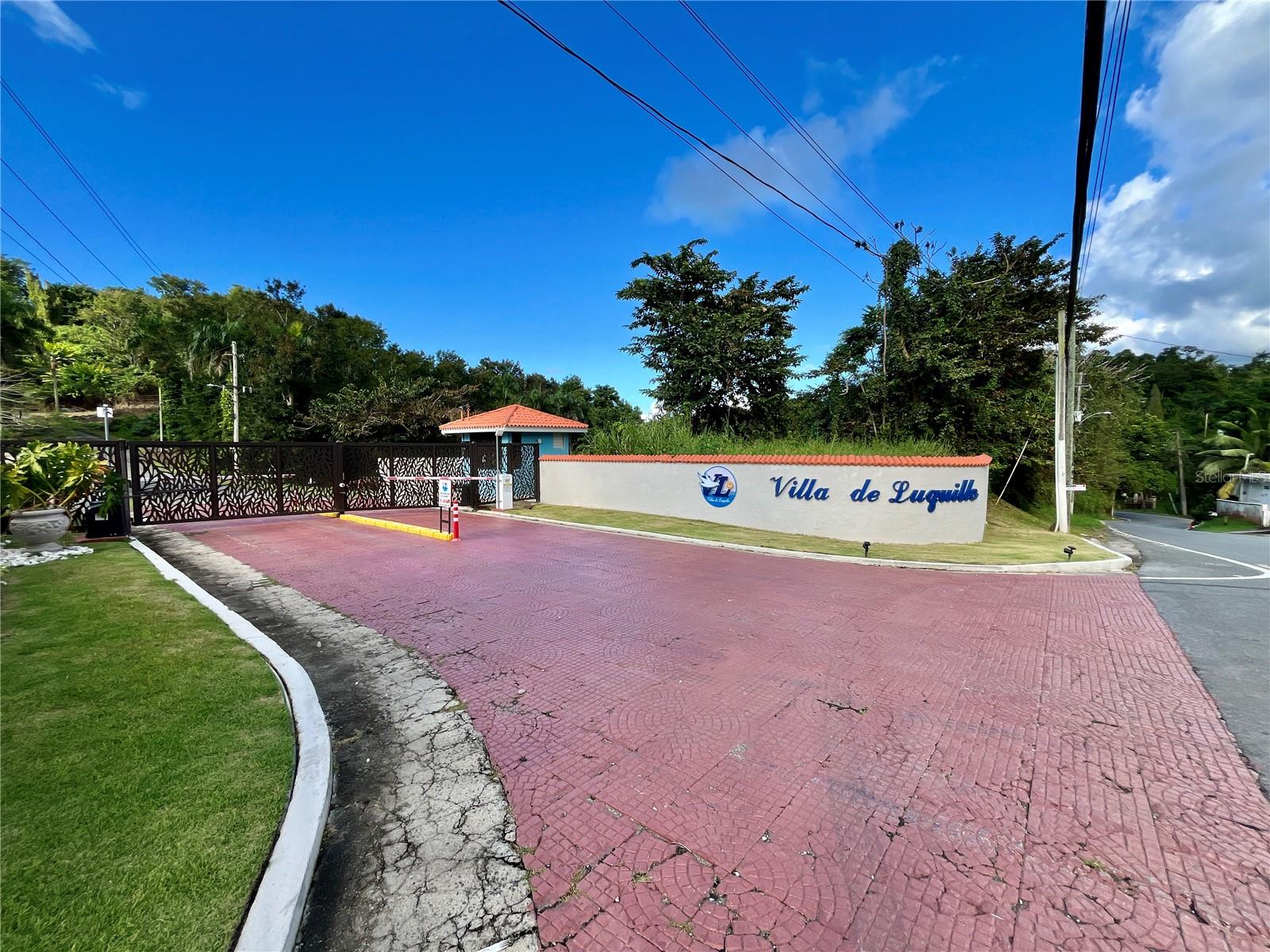 Urb. Villas De Luquillo C 15 Property Photo 4