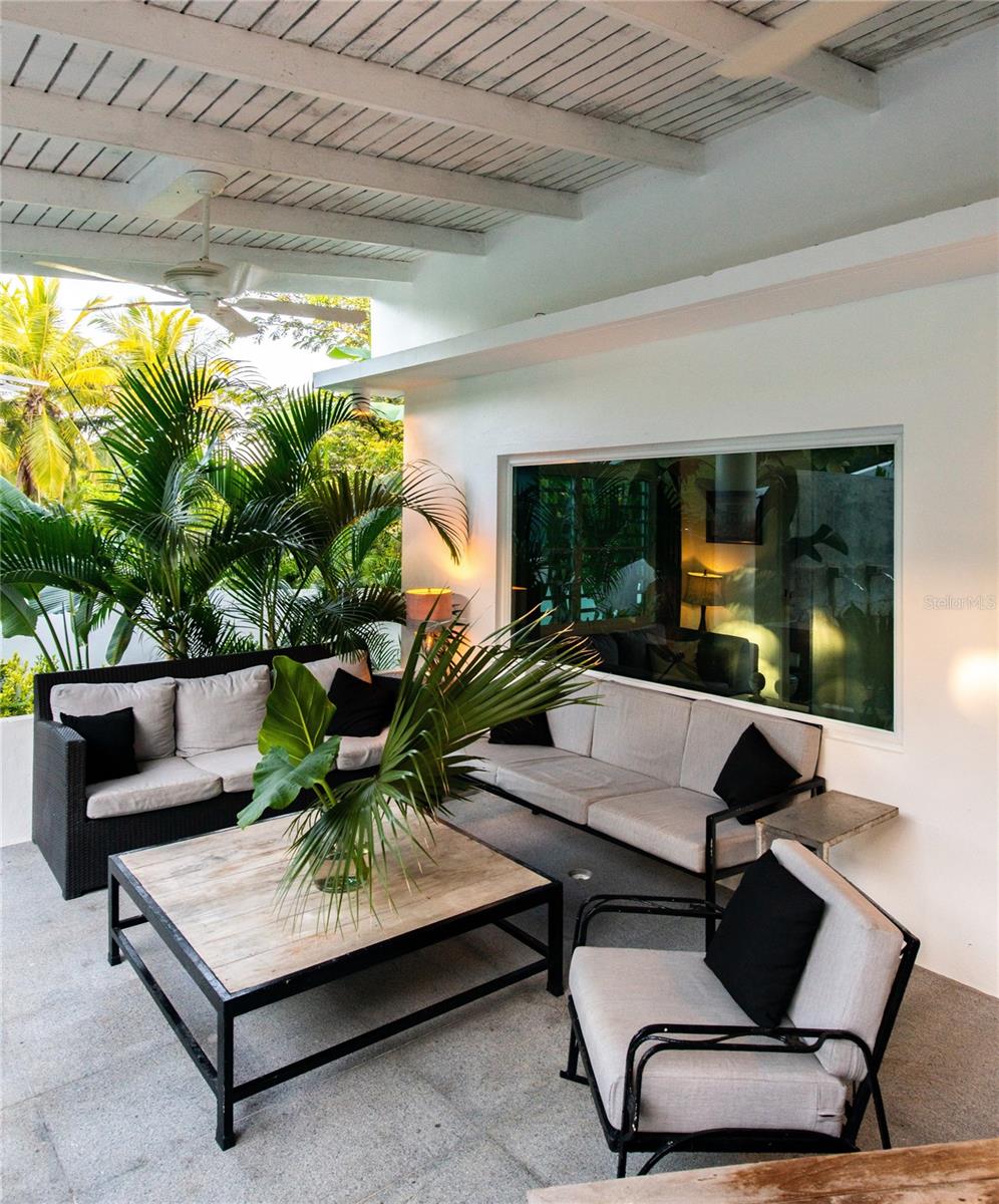 300 Palm Cottages Property Photo 10