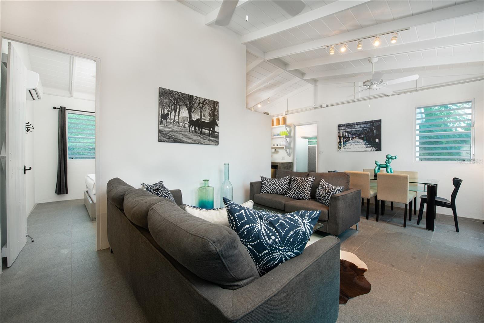300 Palm Cottages Property Photo 22