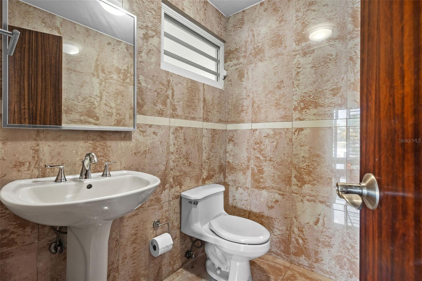 13 Seascape Peninsula Property Photo 27