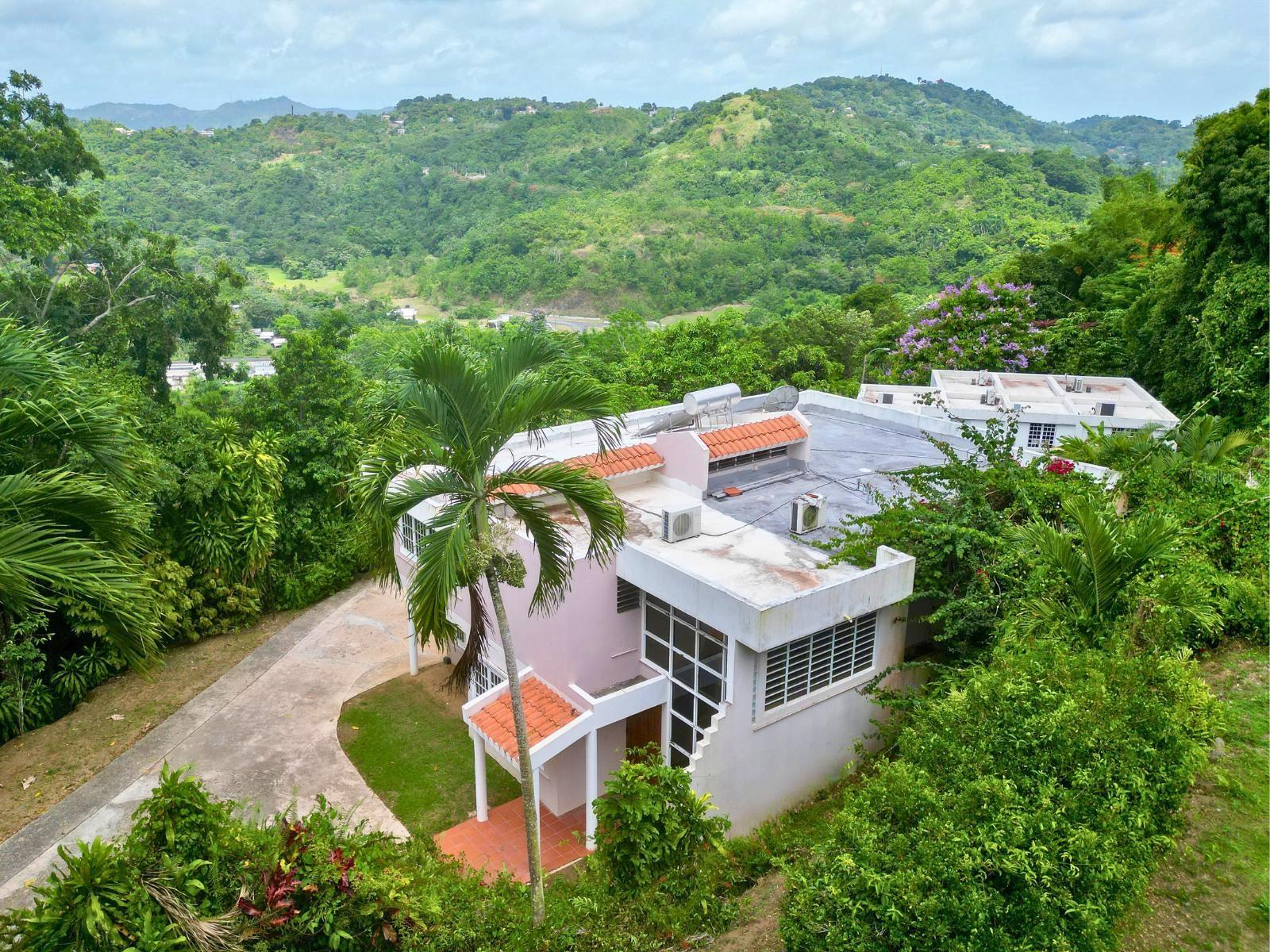 D 17 SUNSET HILLS Property Photo 1