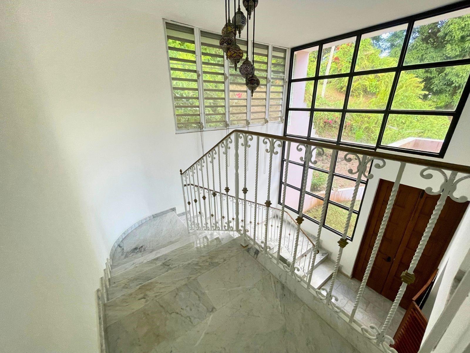 D 17 Sunset Hills Property Photo 6