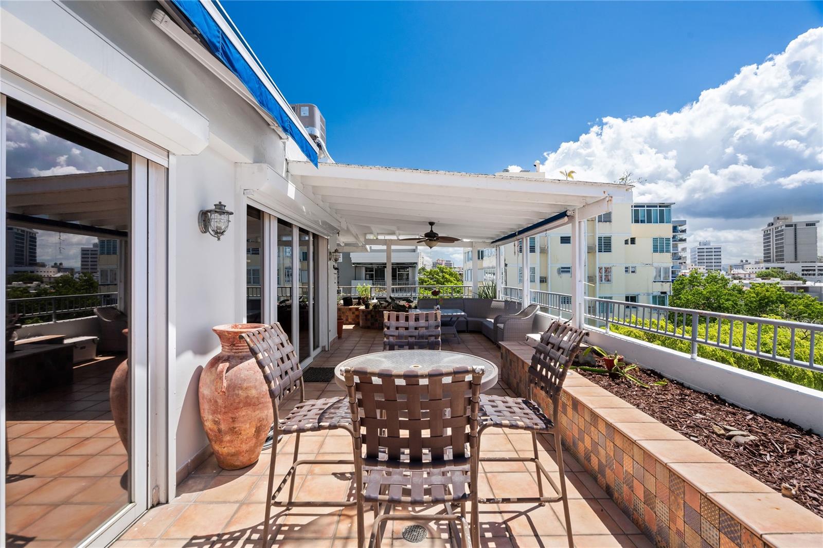 85 Calle Caribe #ph 601 Property Photo 2