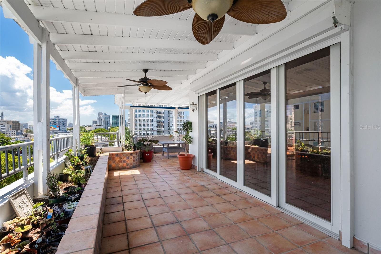 85 Calle Caribe #ph 601 Property Photo 3