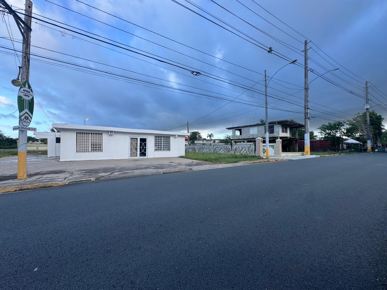 690 St. Bo. Sabana Property Photo 1