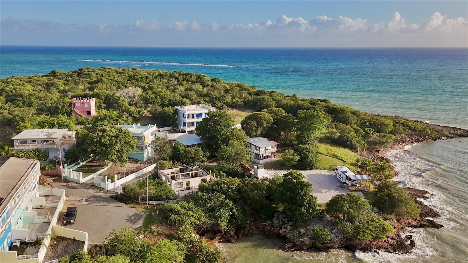24 Calle Coral Playa Santa Property Photo 1