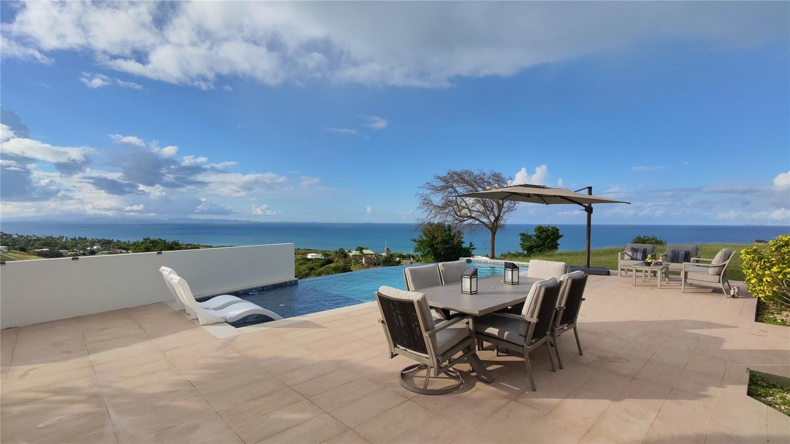 736 Brisas De Jasmin Property Photo 7
