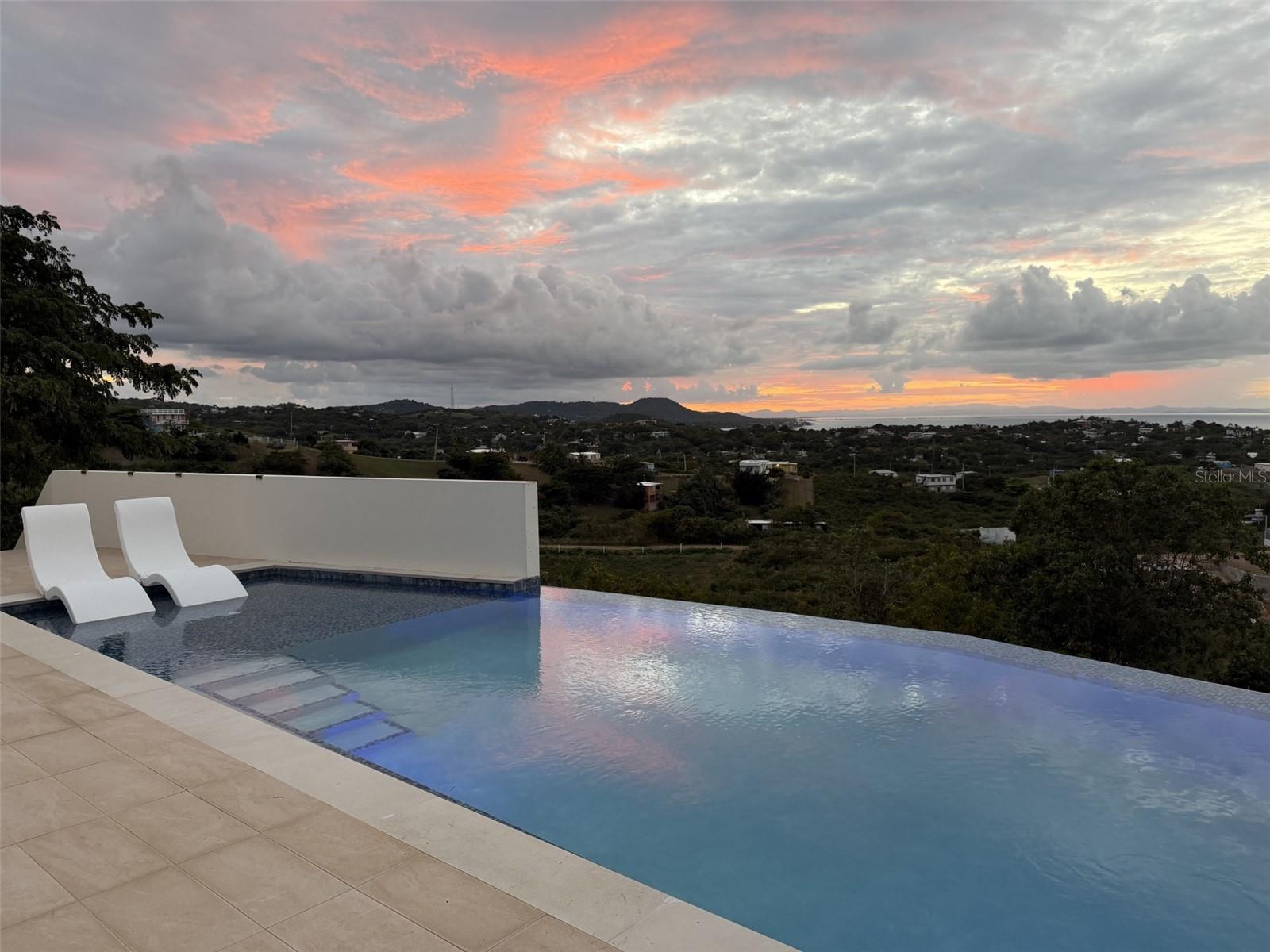 736 Brisas De Jasmin Property Photo 8