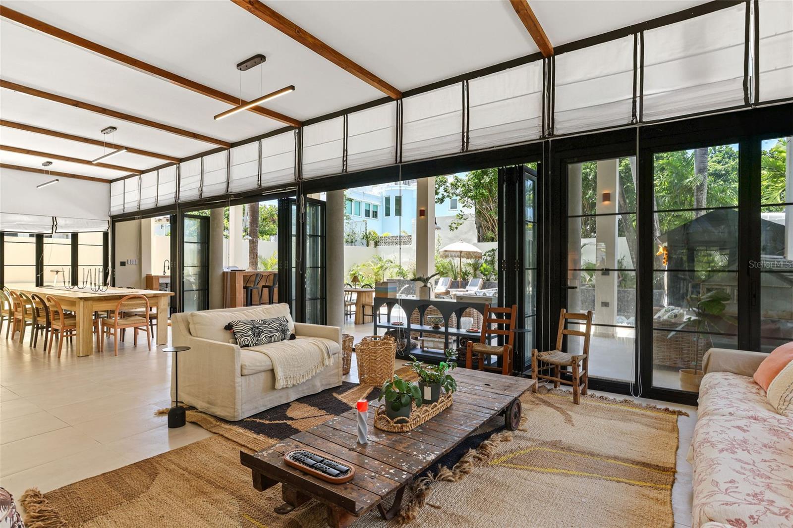 2061 Cacique Property Photo 3