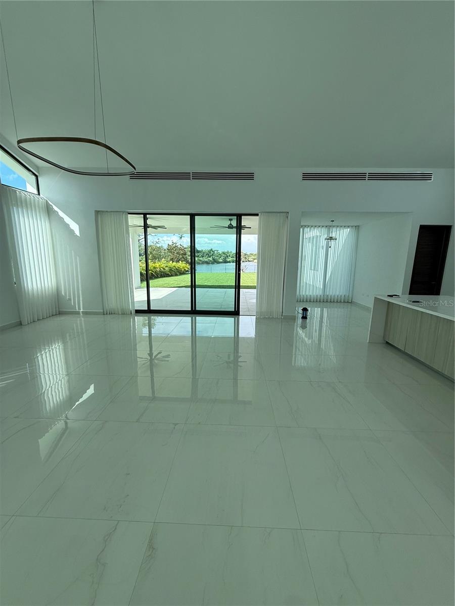 PR9118601 Property Photo 11