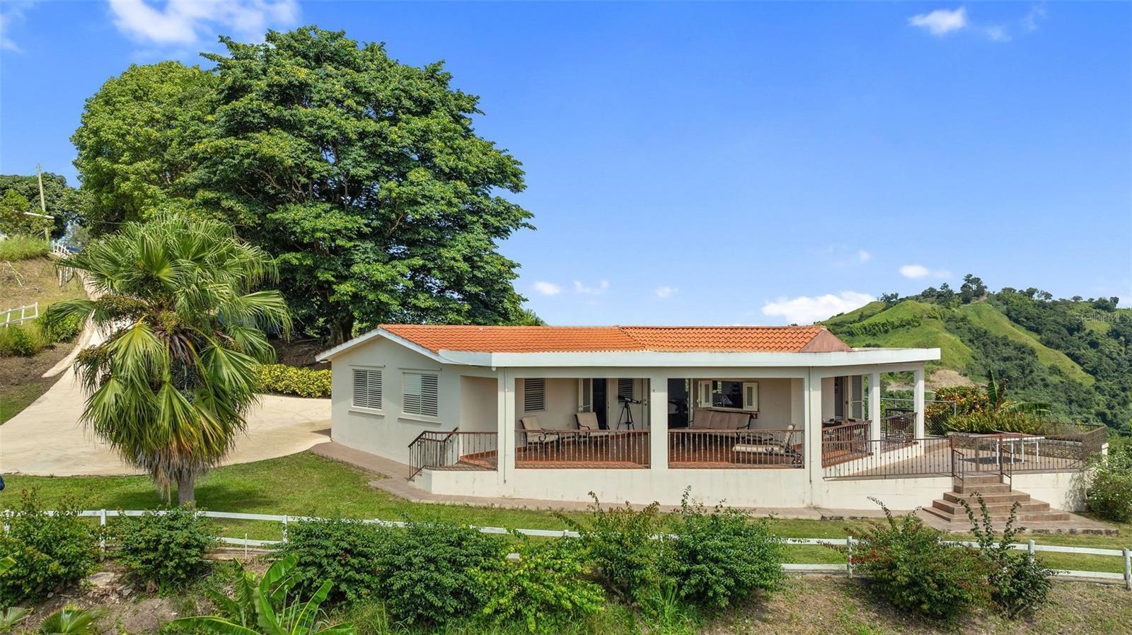 4428 Km 3.1 Int Property Photo 1
