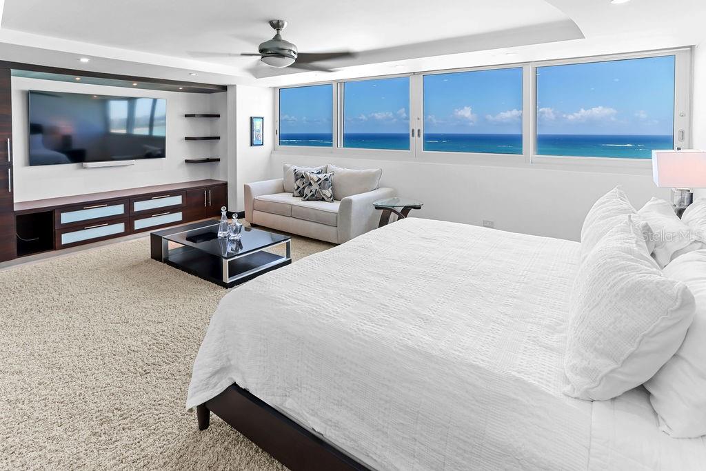 4327 Isla Verde Ave #ph 1506 Property Photo 5