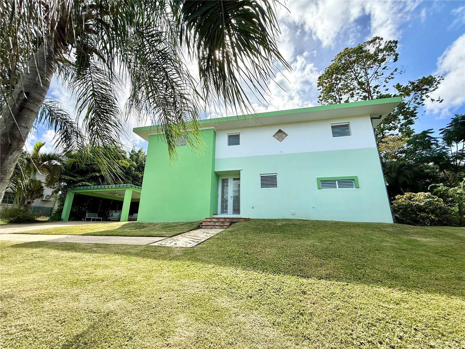 5 Batey Oeste #14 Property Photo 1