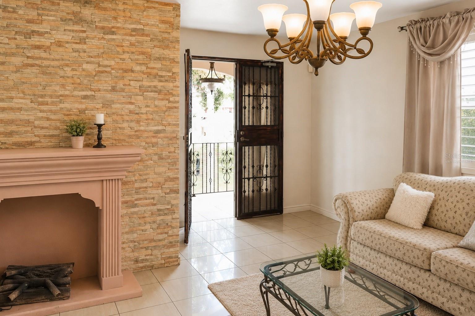 8466 Calle Los Lugo Property Photo 8