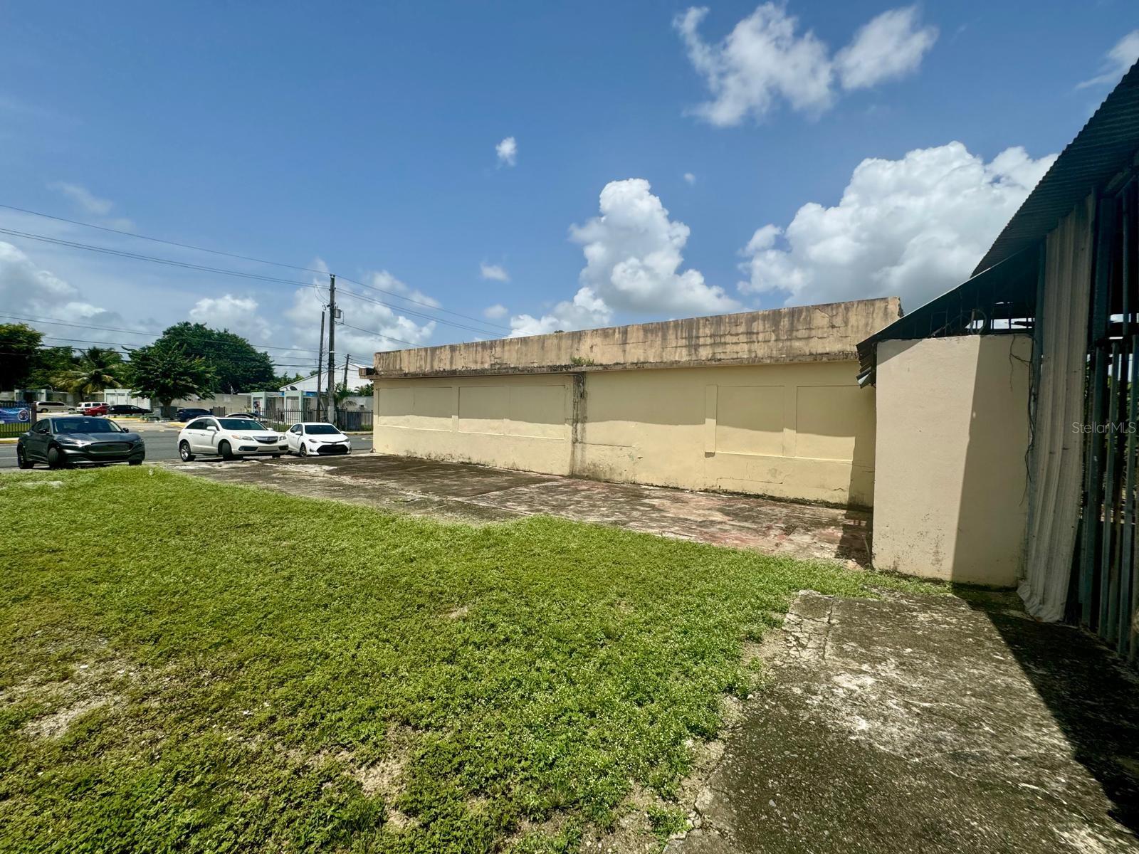 51 Avenida Troche Property Photo 1