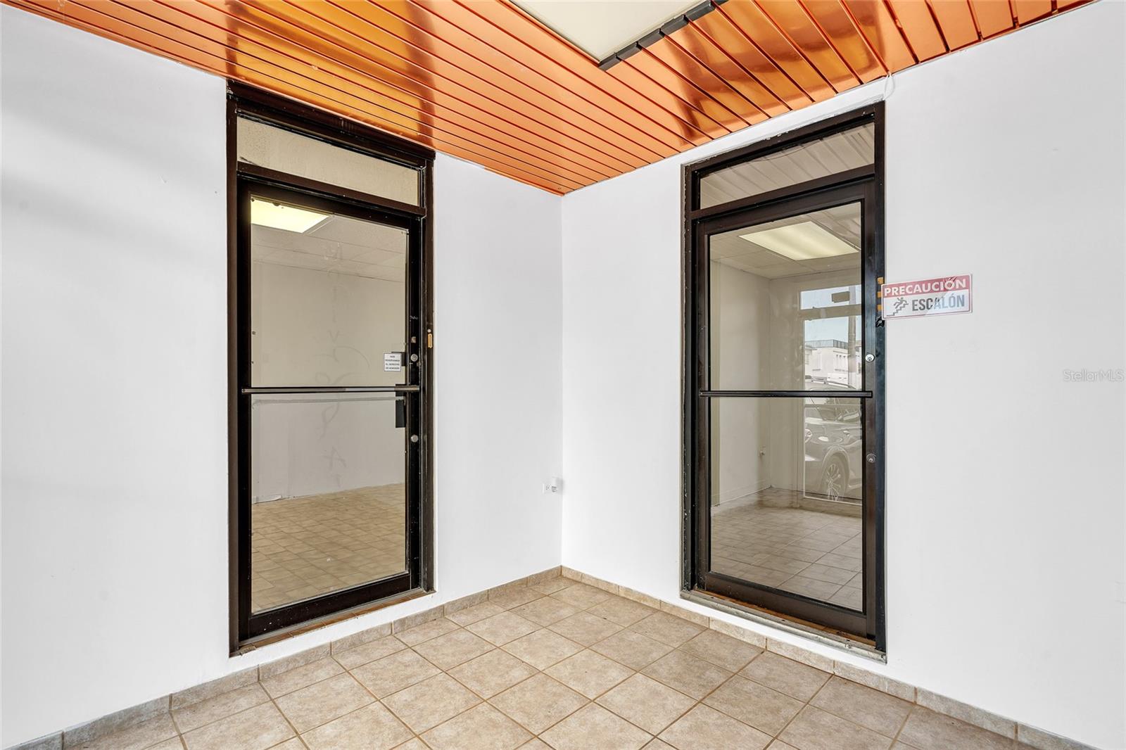 1000 8se Andalucía Property Photo 7