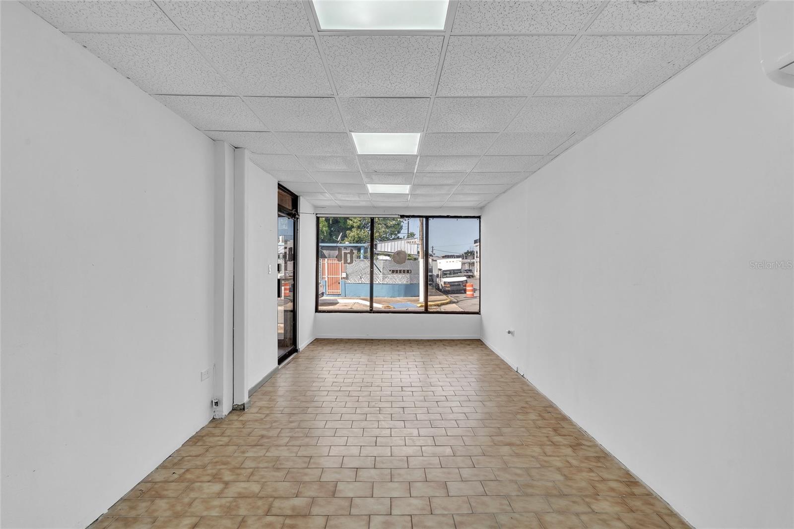 1000 8se Andalucía Property Photo 13