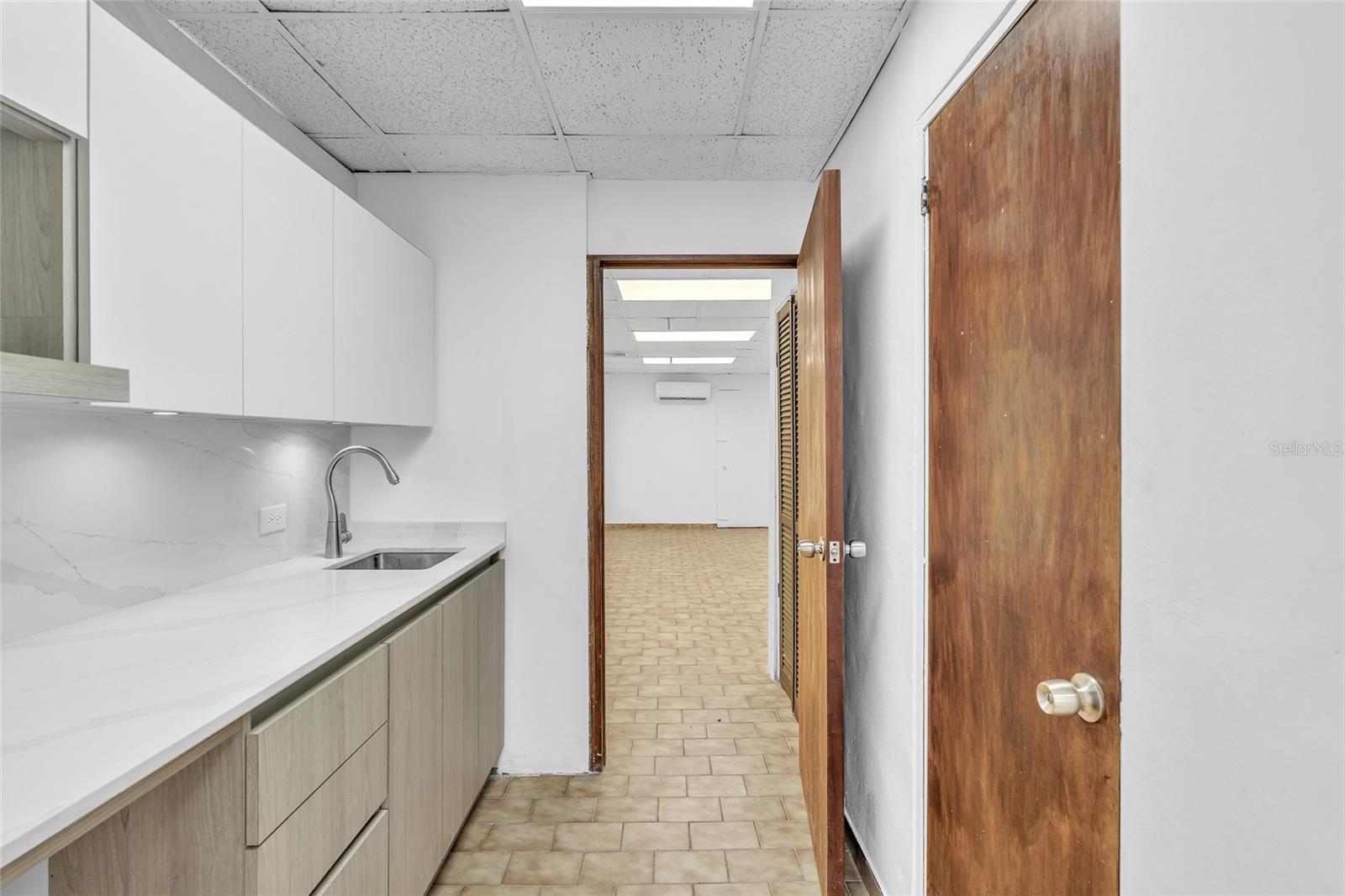 1000 8se Andalucía Property Photo 16