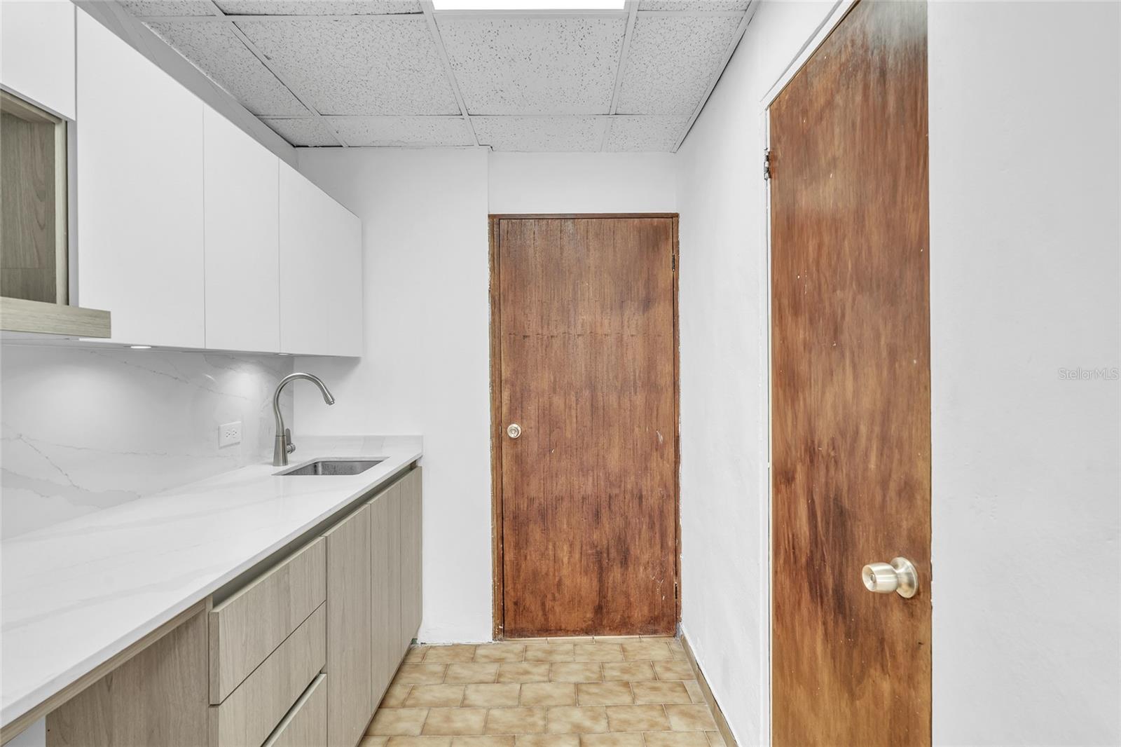 1000 8se Andalucía Property Photo 17