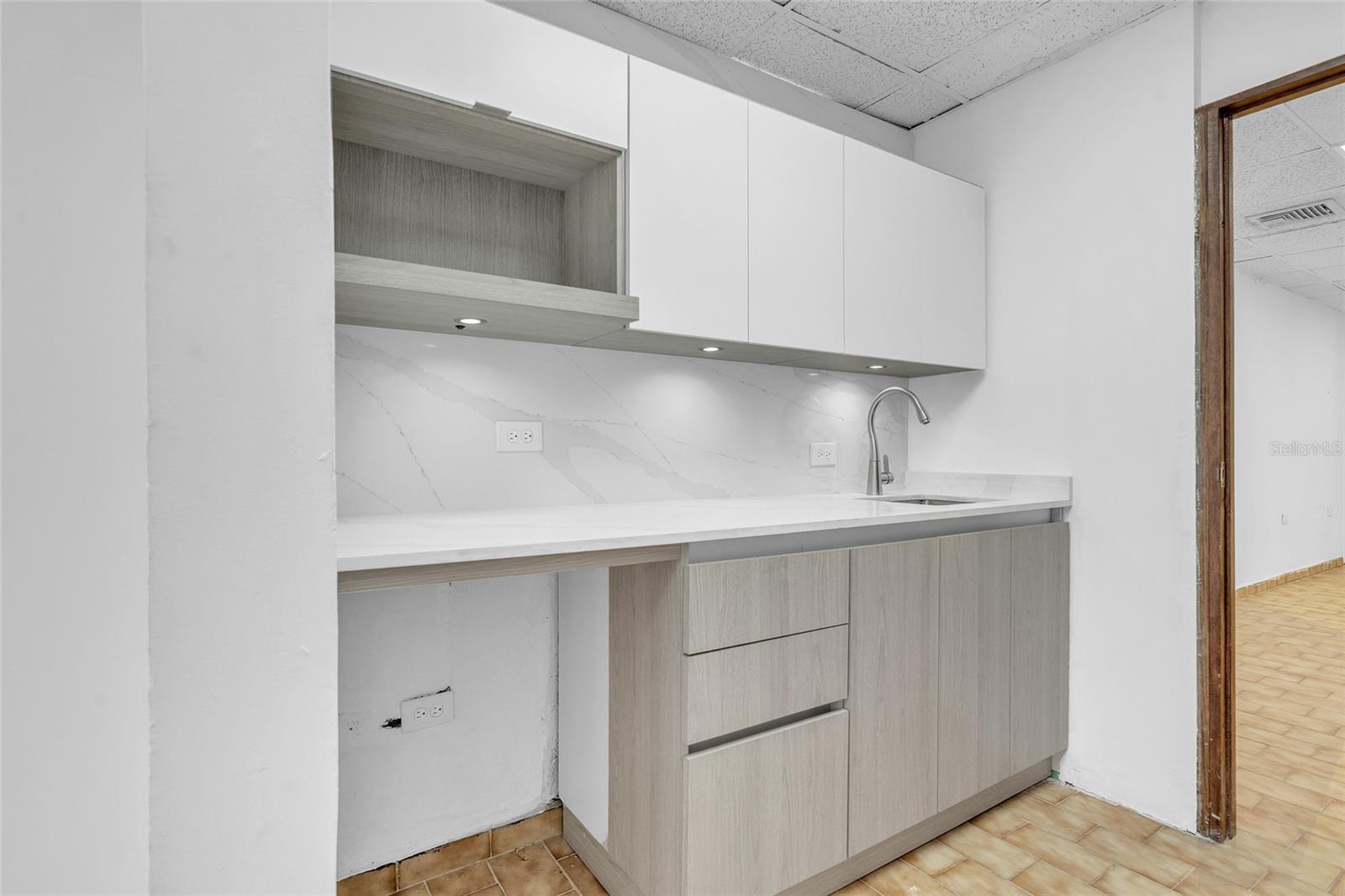 1000 8se Andalucía Property Photo 18