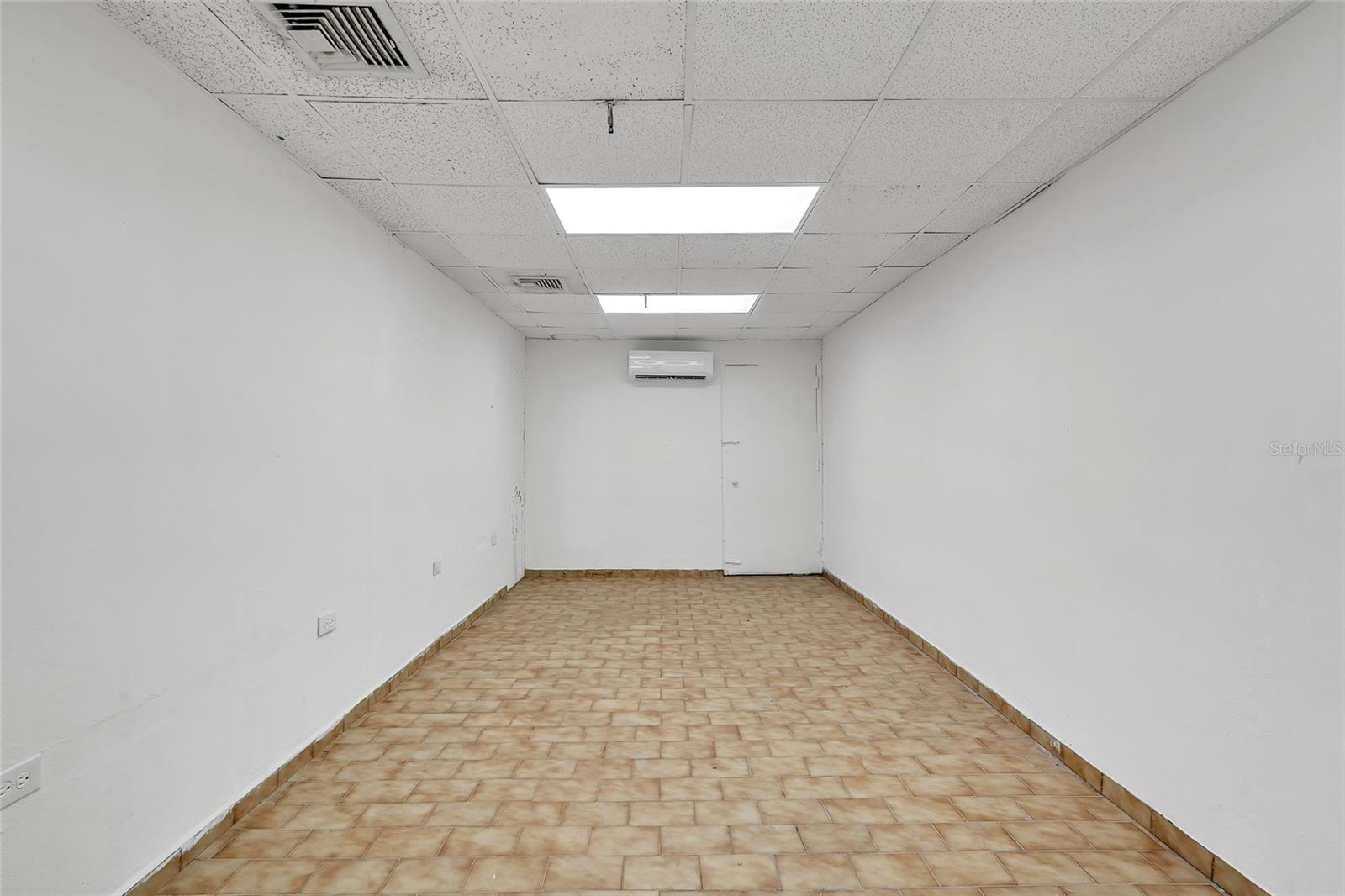 1000 8se Andalucía Property Photo 22