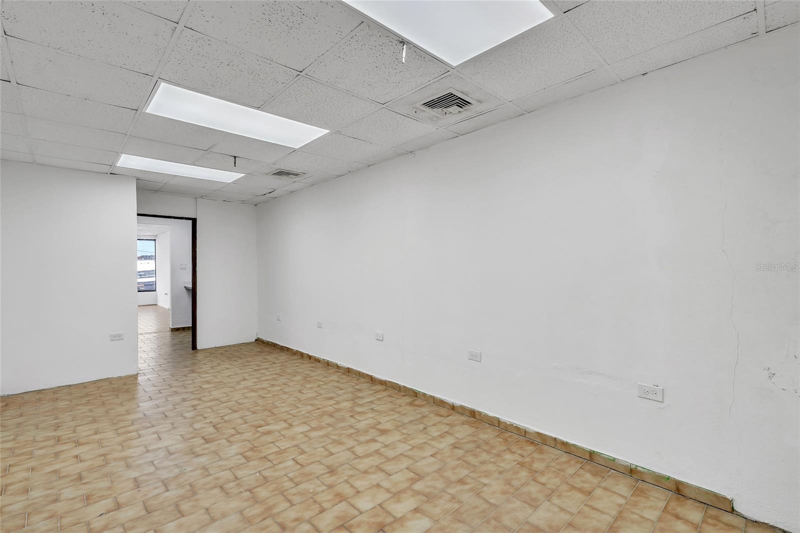 1000 8se Andalucía Property Photo 30
