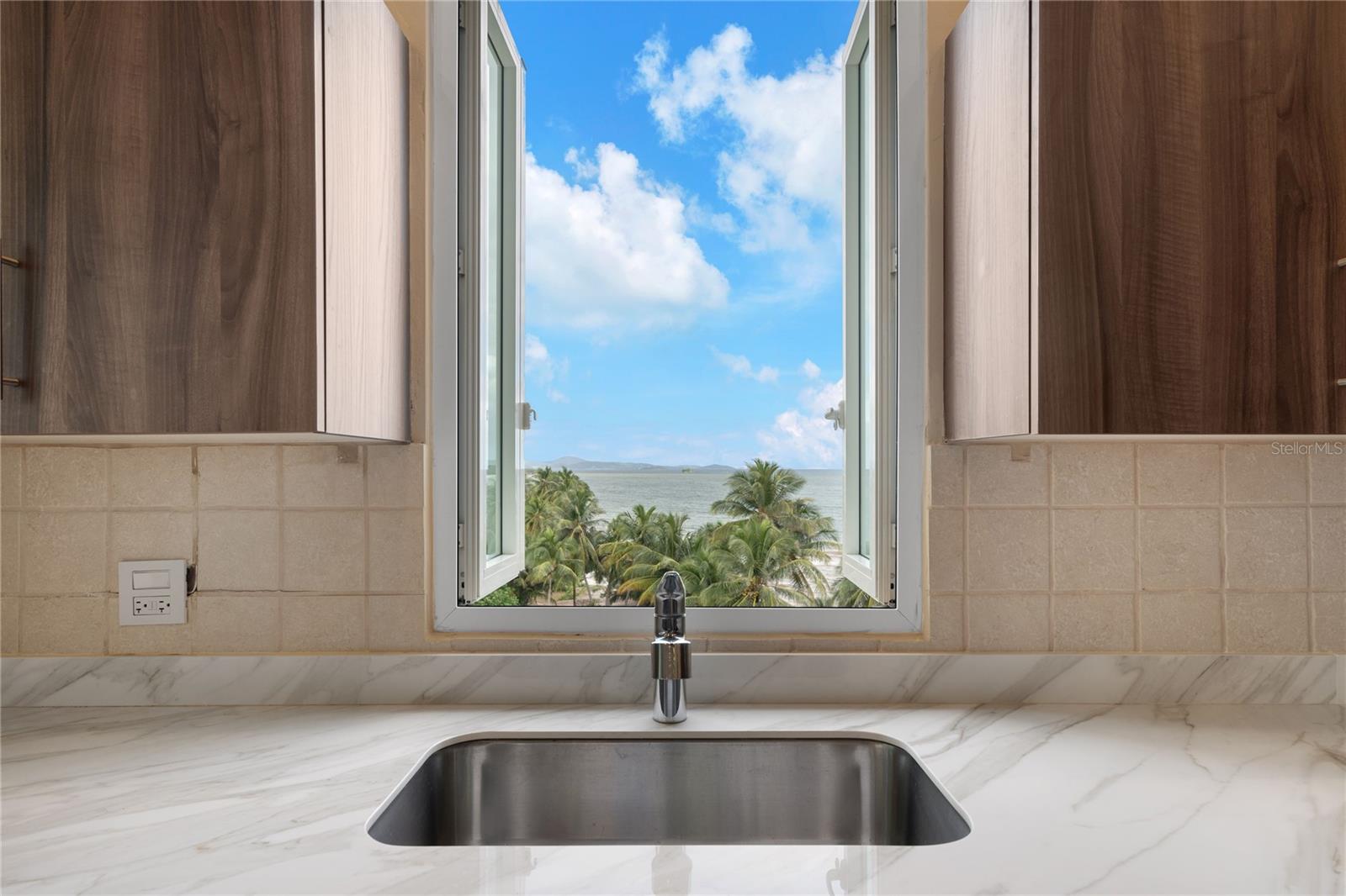 500 Ocean Drive #553 Property Photo 20