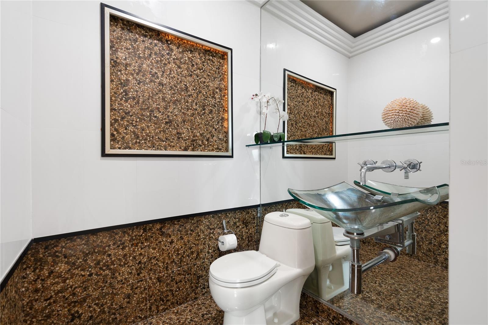 500 Ocean Drive #553 Property Photo 23