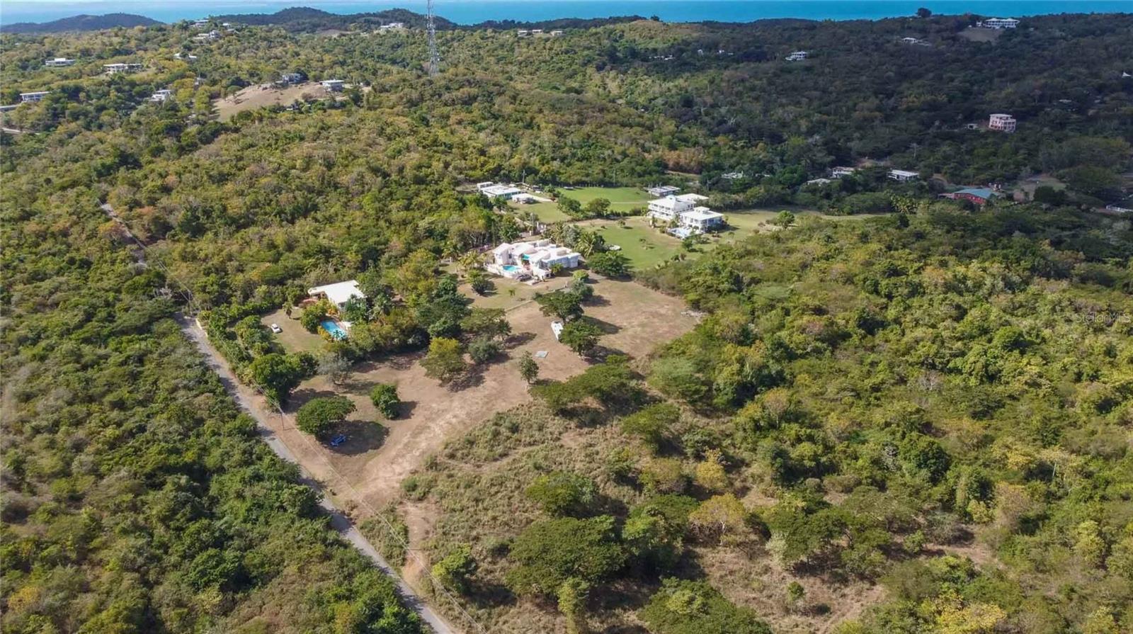 55 Calle La Llave Property Photo 4