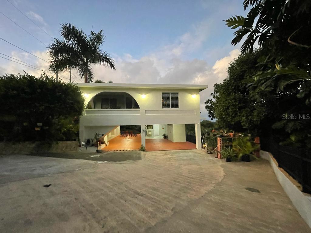 806 Quebrada Arenas Property Photo 1