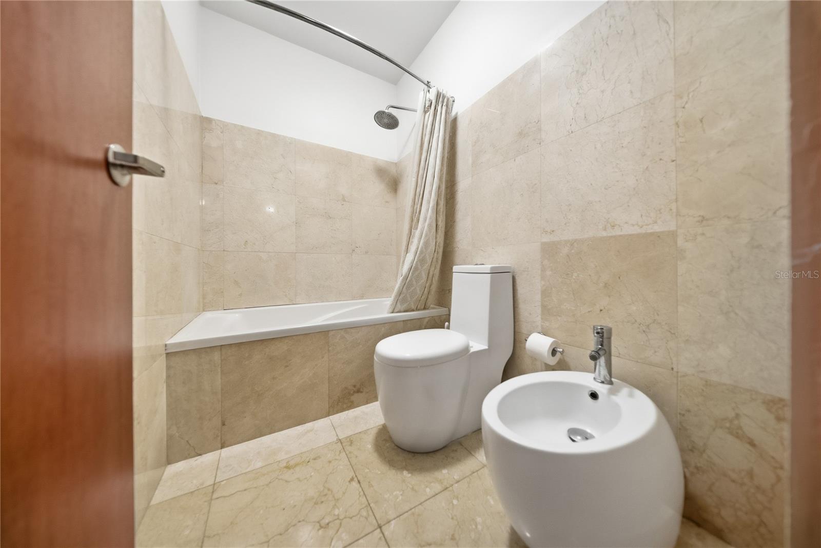 59 Lirio #301 Property Photo 17