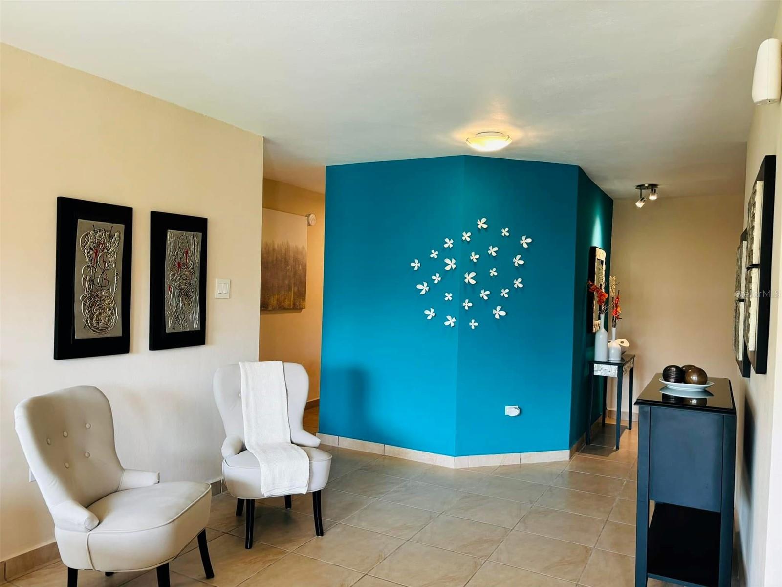 1 Cond. Puerta Del Mar Property Photo 10