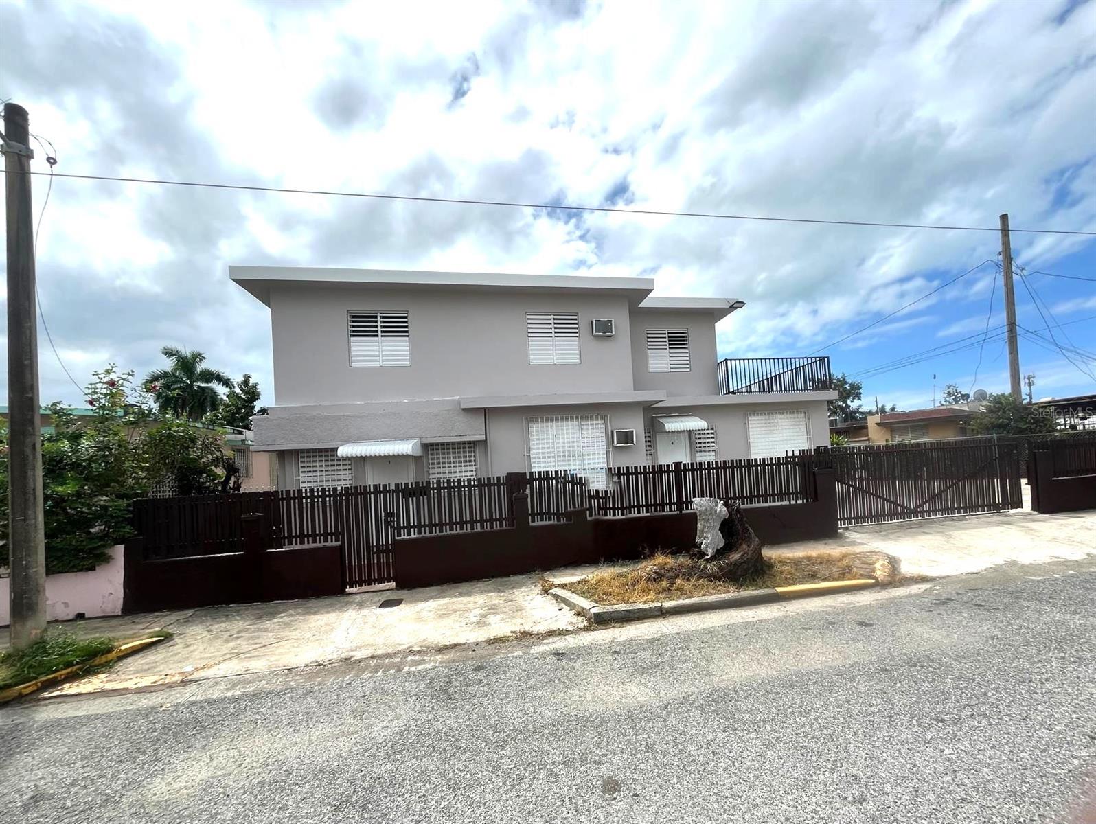 62 Calle Bogotá Property Photo 1