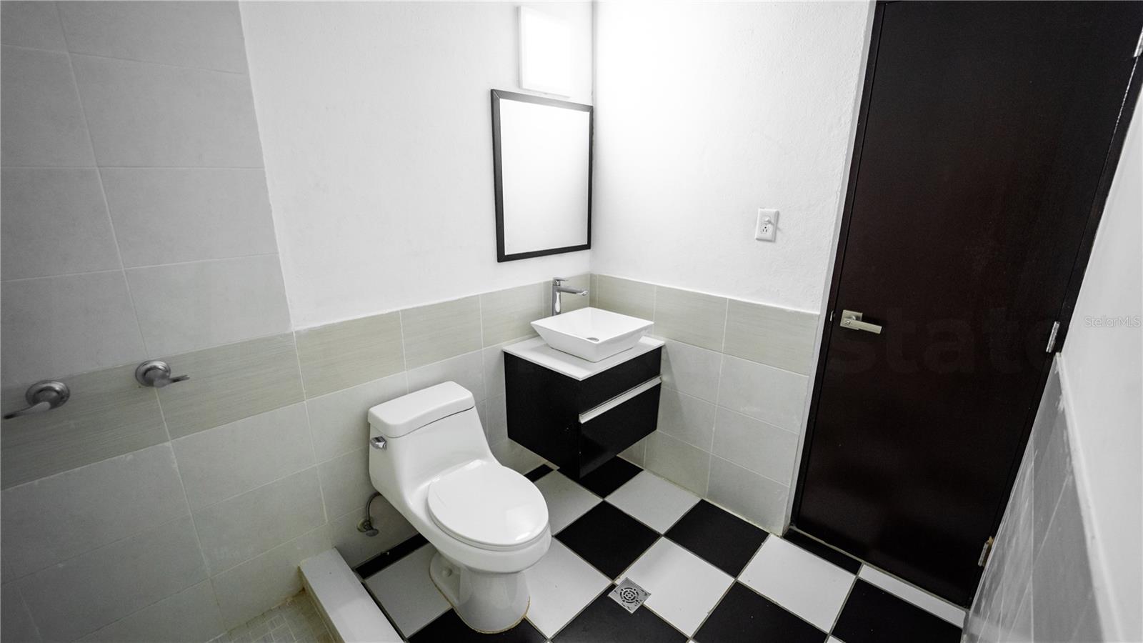 153 San Justo Property Photo 8