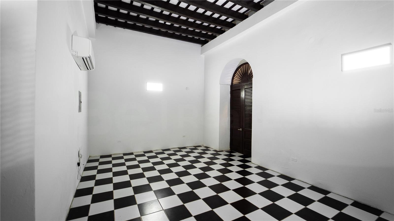 153 San Justo Property Photo 16