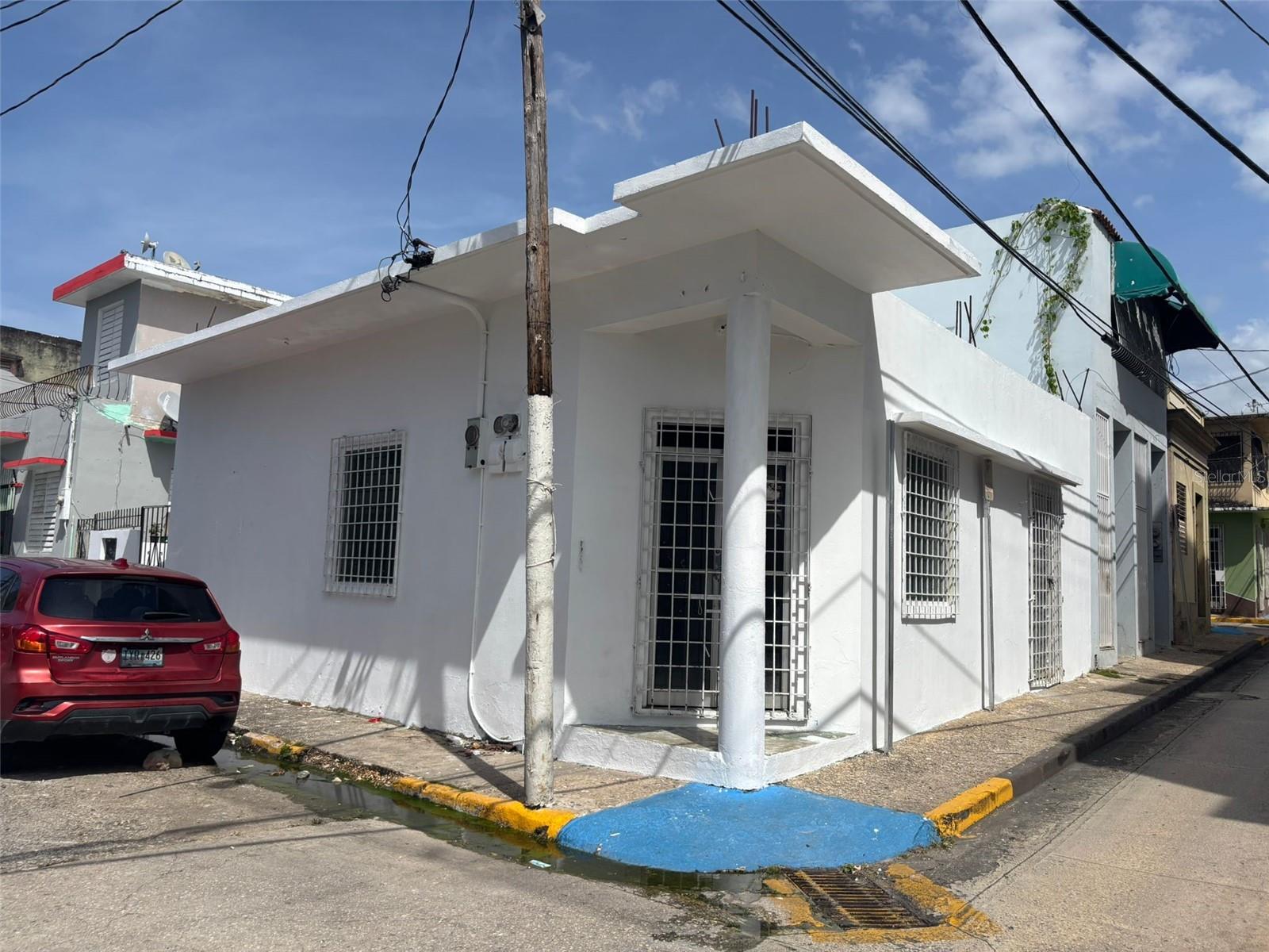 16 Celis Aguilera St. Cor Property Photo 1