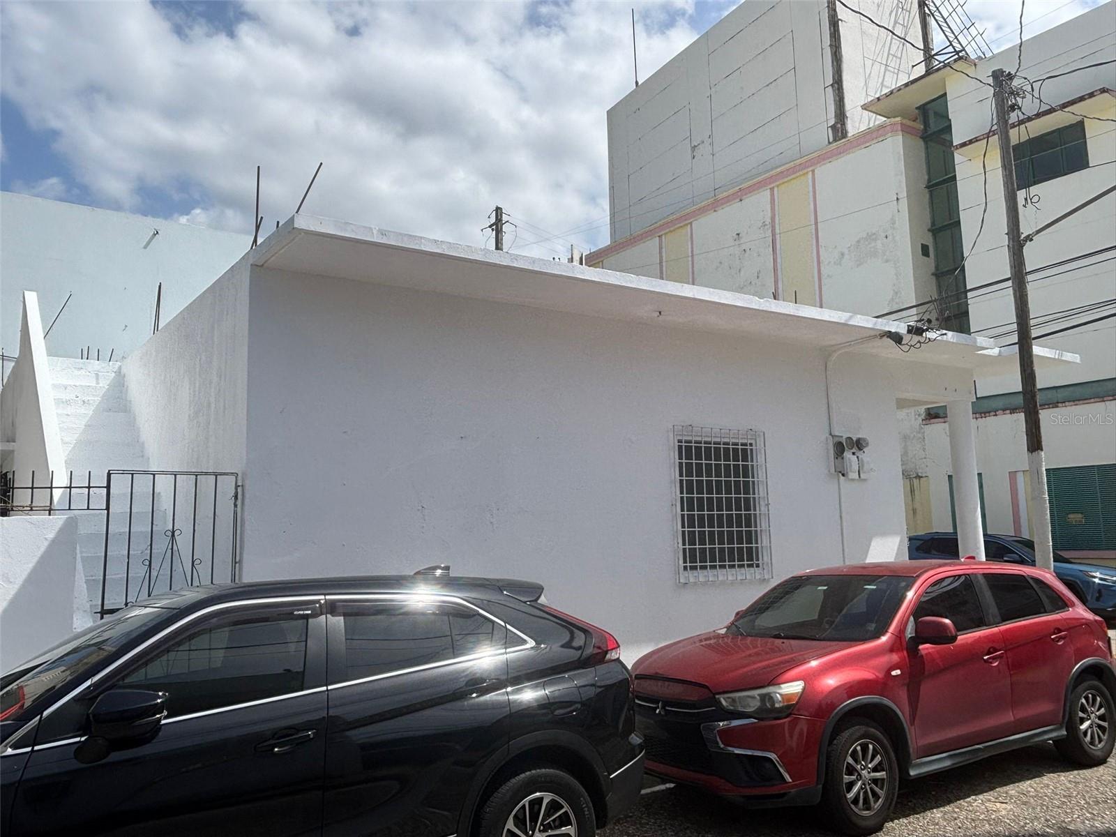 16 Celis Aguilera St. Cor Property Photo 2