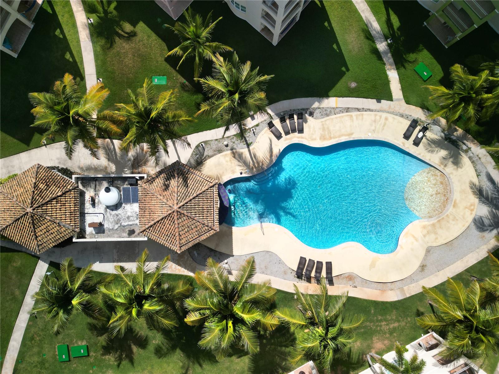Haudimar Beach Apartments Ph #g303 Property Photo 1