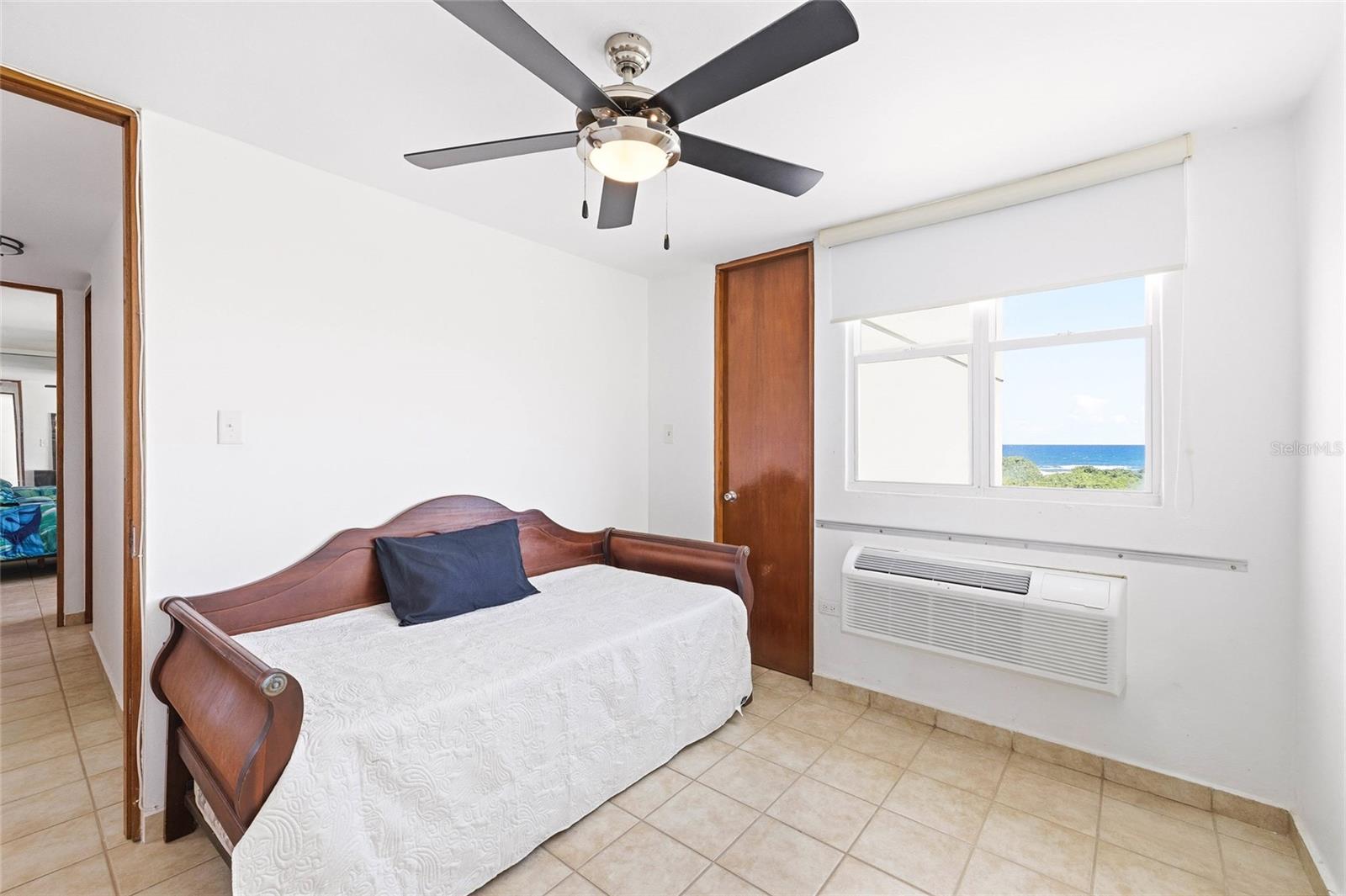 Haudimar Beach Apartments Ph #g303 Property Photo 14