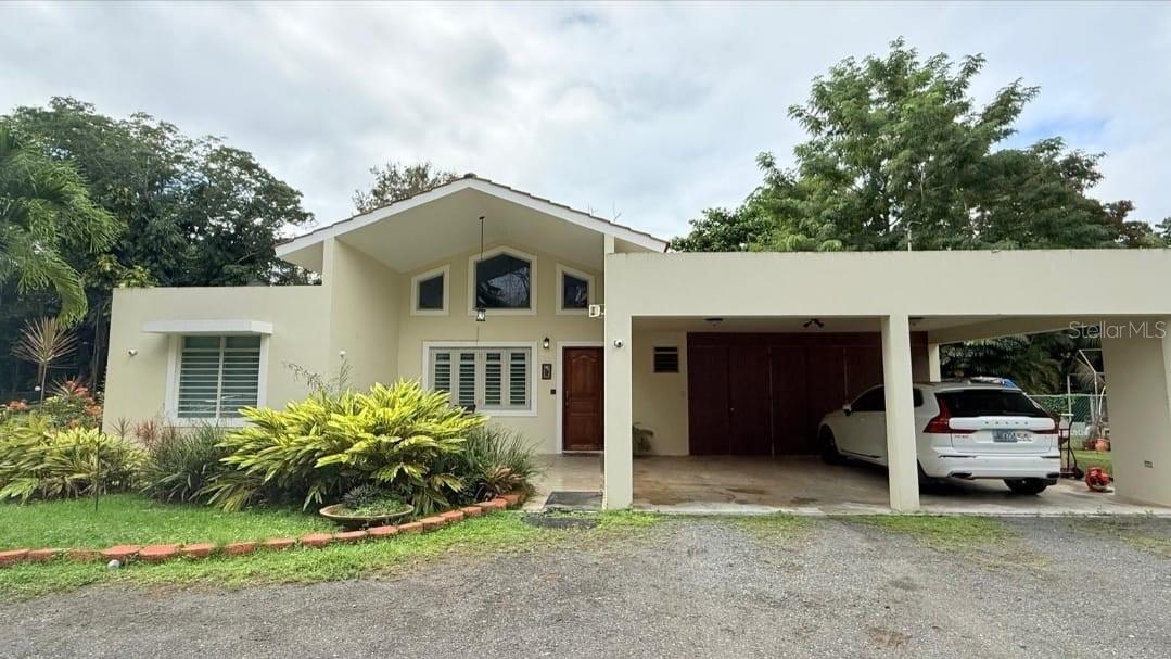 177 Vanda Street Property Photo 1