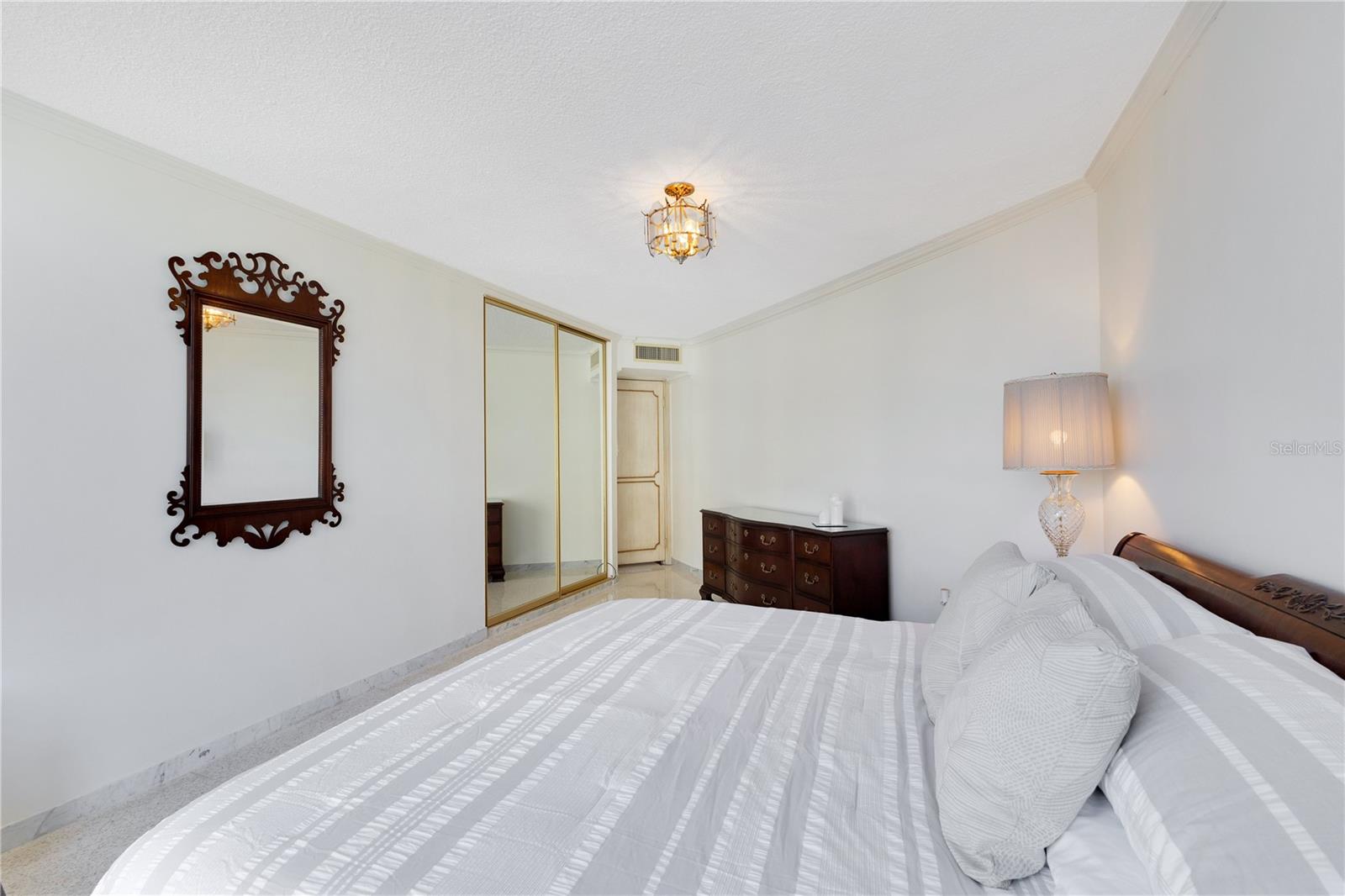 800 Ashford Avenue #6-b Property Photo 17