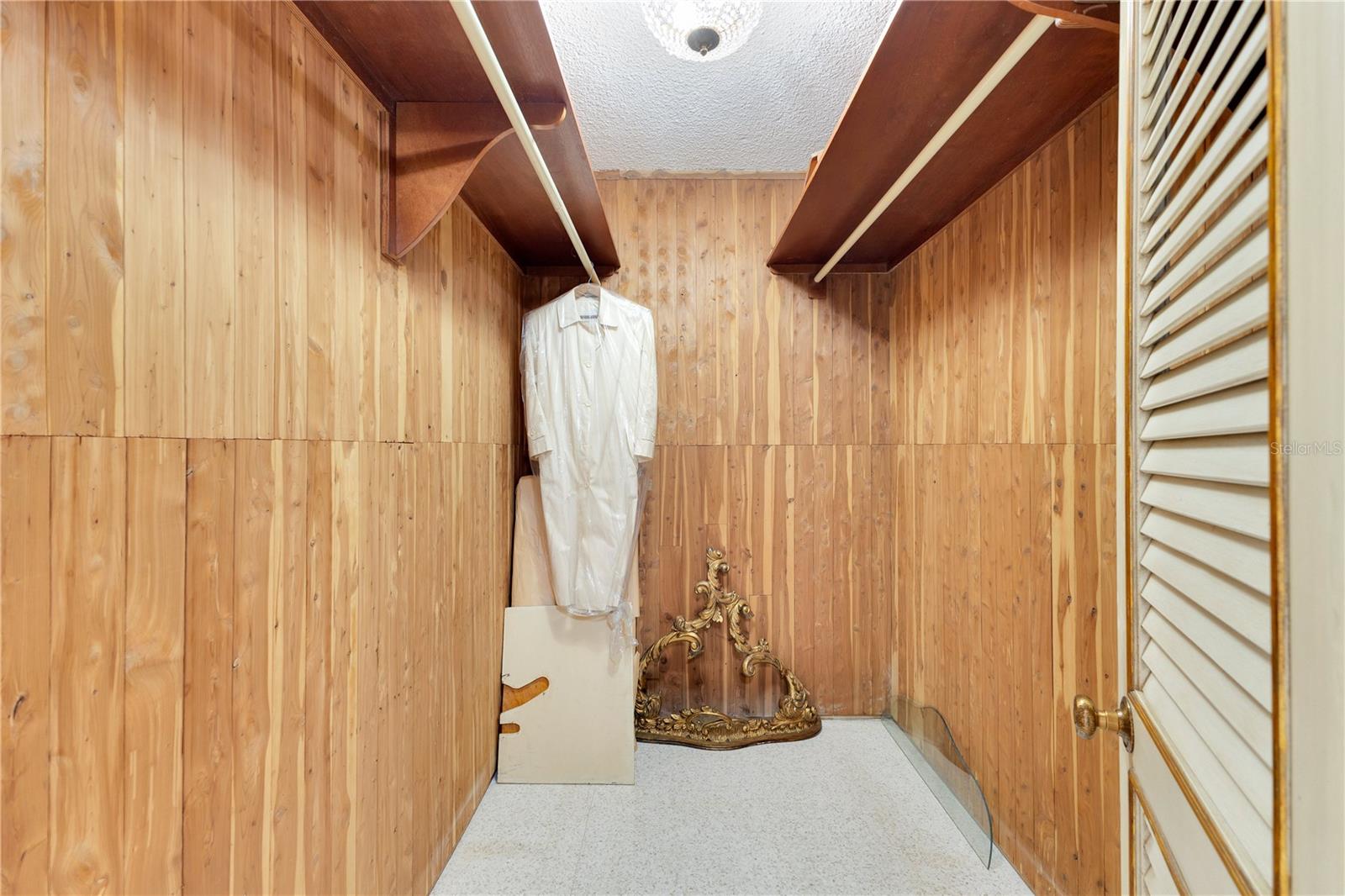 800 Ashford Avenue #6-b Property Photo 23