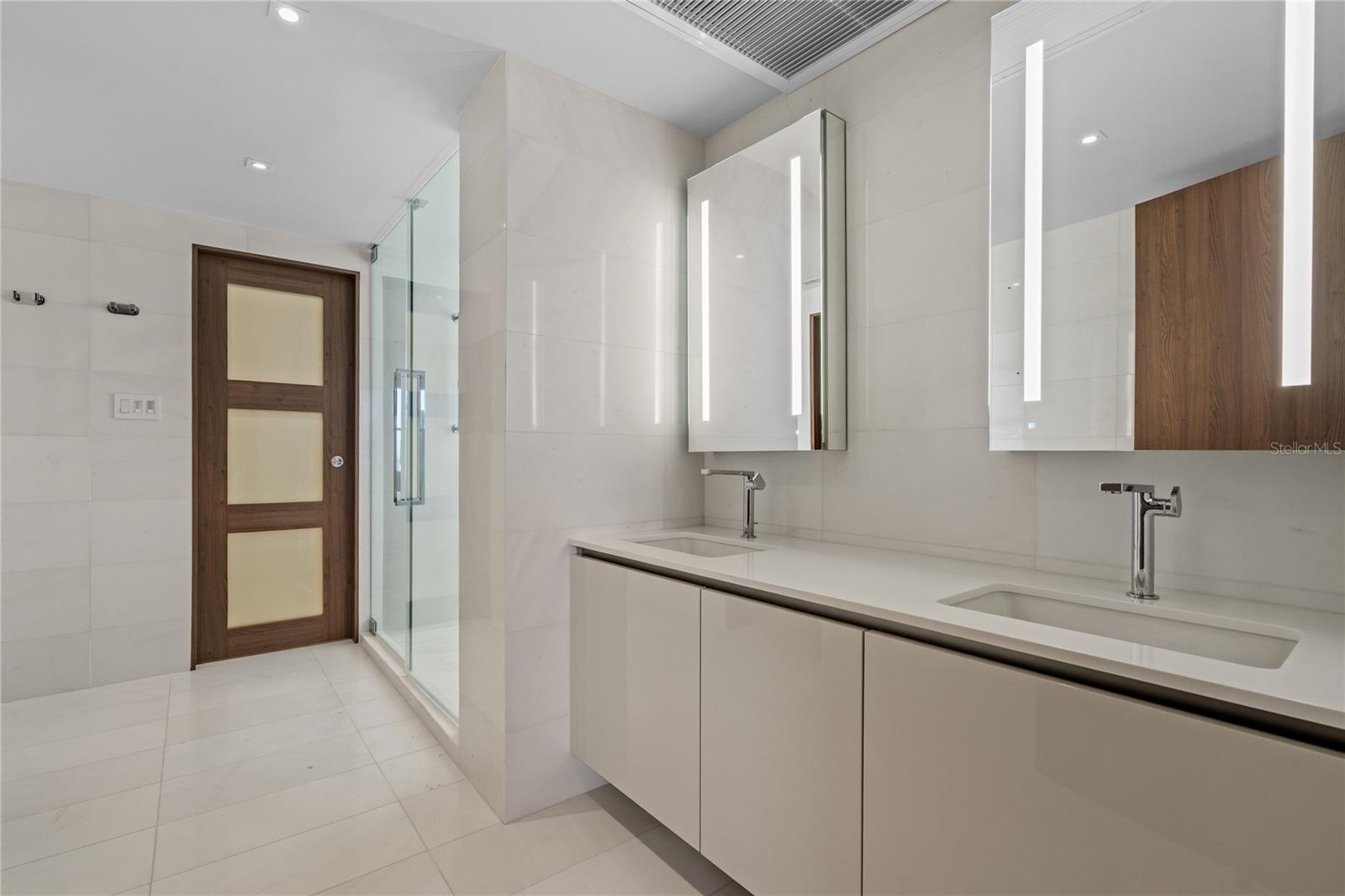 105 Ortegon Ave #ph1 Property Photo 48